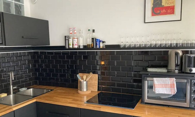 Bourges Apartamento | Appartement au Centre-ville, Proche Marais