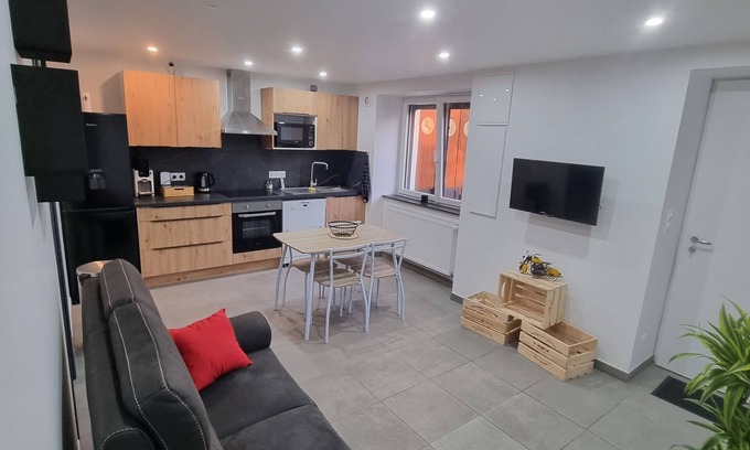 Saint-Georges Apartamento | Appartement Avec Jardin à 10 Minutes de la Ville de Saint-flour