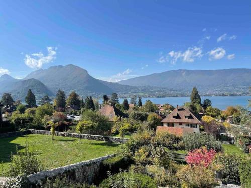 Talloires-Montmin Apartamento | Appartement avec Jardin & vue Lac Talloires (15' Annecy)