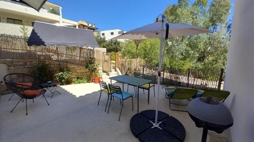 Ceyreste Apartamento | Appartement avec terrasse dans maison individuelle