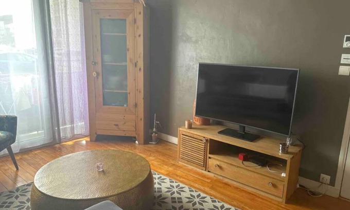 Merignac Apartamento | Appartement Bien Situé Centre Ville de Merignac Tram et Bus