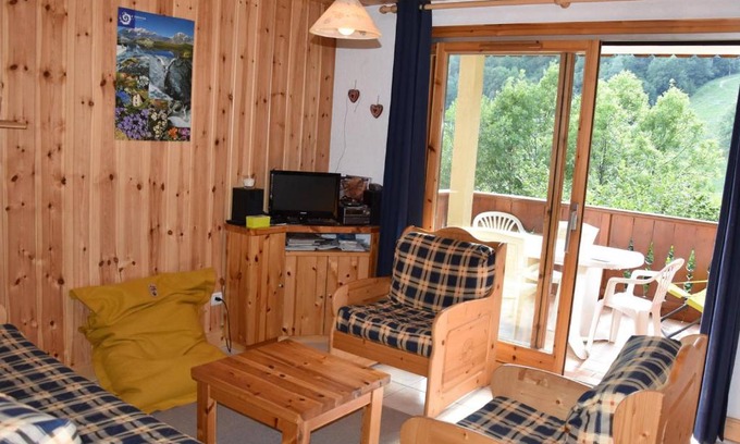 Champagny-en-Vanoise Apartamento | Appartement cosy près des pistes avec garage, animaux acceptés - FR-1-464-128
