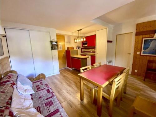 Plagne 1800 Apartamento | Appartement cosy 43m² avec balcon sud, parking couvert, proche commerces, animaux acceptés. - FR-1-351-51
