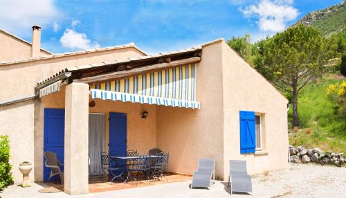 La Roche-sur-le-Buis Apartamento | Appartement chaleureux avec piscine à La Roche-sur-le-Buis - 90 m²