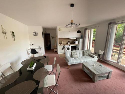 Saint-Genis-Pouilly Apartamento | Appartement Cern Geneve Terrasse Station de ski