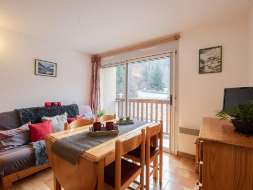 Saint-Lary-Soulan Apartamento | Appartement calme proche centre, parking et balcon, Saint-Lary - FR-1-296-194