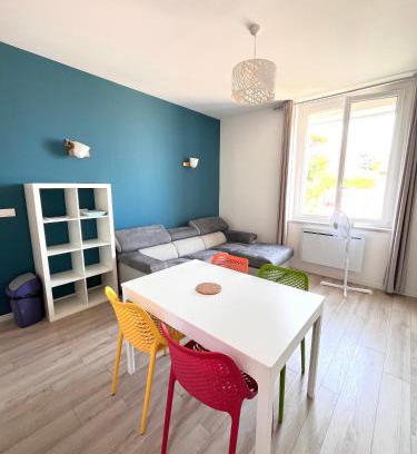 Saint-Lambert Apartamento | Appartement Calme en Plein Centre Ville