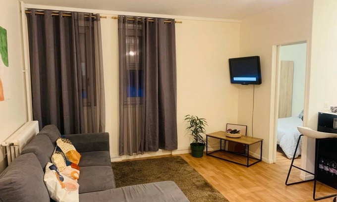Faubourg de l'Arche Apartamento | Appartement Calme et Chaleureux Proche de Paris