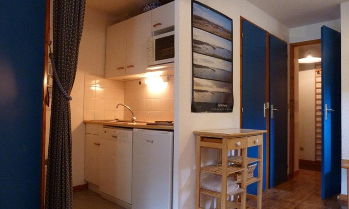 Areches Apartamento | Appartement centre village, 6 personnes, 1 chambre, 1 coin montagne - VLI44