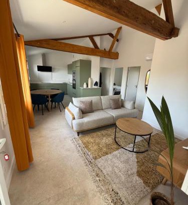Ambares-et-Lagrave Apartamento | Appartement cosy et élégant