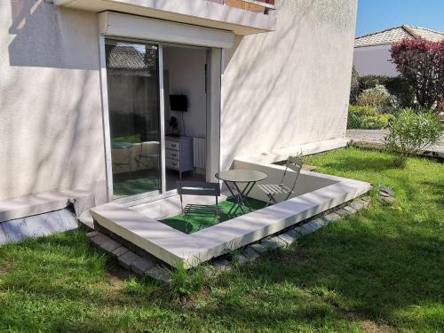 La Tranche-sur-Mer Apartamento | Appartement cosy pour 2, centre-ville, proche plage, parking privé - FR-1-357-334