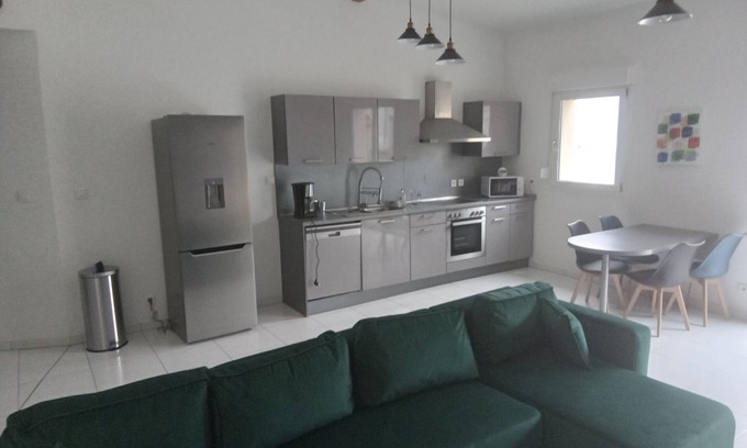 Epinal Apartamento | Appartement Contemporain à Quelques Minutes du Centre et de la Gare Ferroviaire