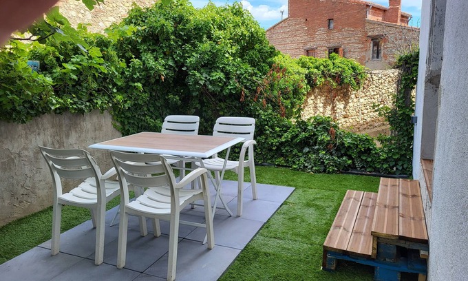 Latour-Bas-Elne Apartamento | Appartement Coquet en rez de Jardin
