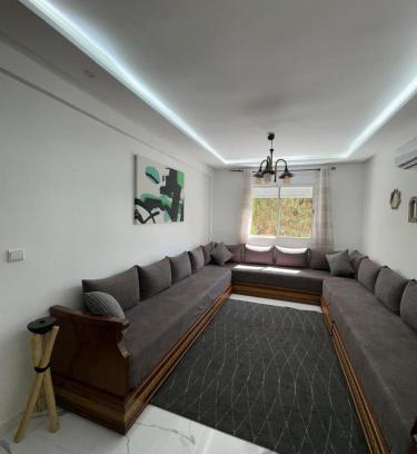 Hjar Ennhal Apartamento | appartement coquette face à la forêt proche chu aéroport bas prix