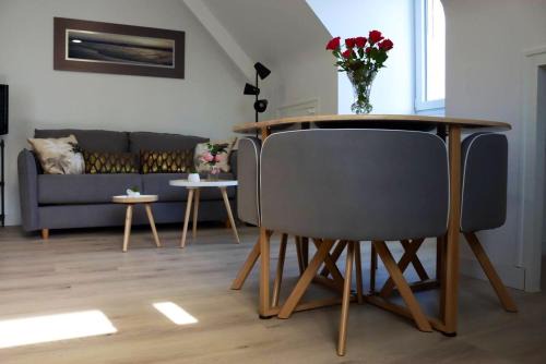 Saint-Lormel Apartamento | Appartement cosy à Saint-Lormel, 40 m², terrasse incluse