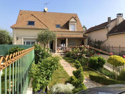 Sannois Apartamento | Appartement cosy à Sannois de 110 m² avec jardin clôturé