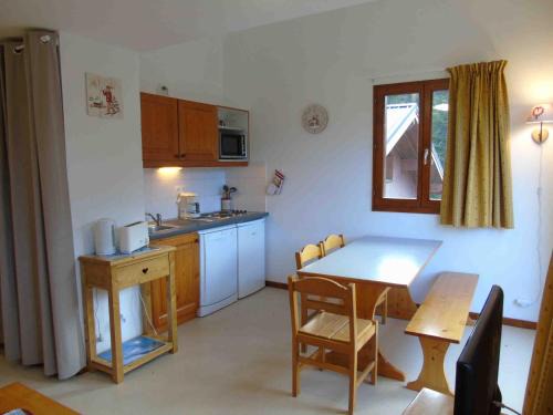 Valfrejus Apartamento | Appartement cosy à Valfréjus, près des remontées mécaniques - FR-1-561-82