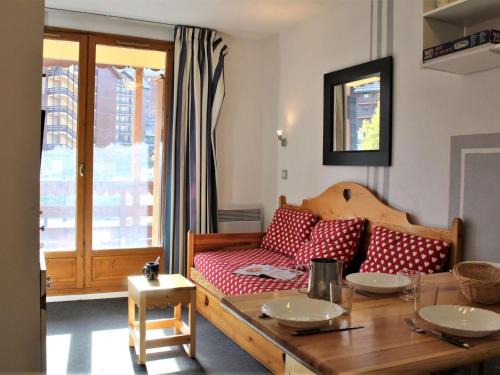 Risoul Apartamento | Appartement Cosy 2 Pièces, 6 Couchages, Proche Pistes et Commerces, Balcon Sud-Ouest, Risoul 1850 - FR-1-330-224