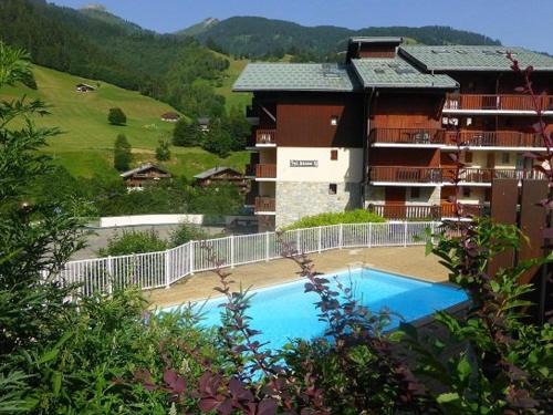 Areches Apartamento | Appartement cosy 3-5 pers, piscine, proche pistes, centre village - FR-1-342-282