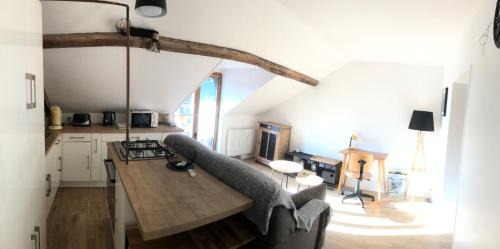 Bernay Apartamento | Appartement Cosy 600m Gare - étage 3 - balcon et calme - TV - wifi