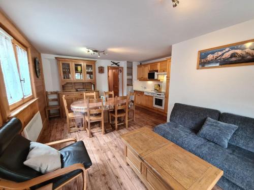 Areches Apartamento | Appartement cosy, 8 personnes, 3 chambres - MONTA01