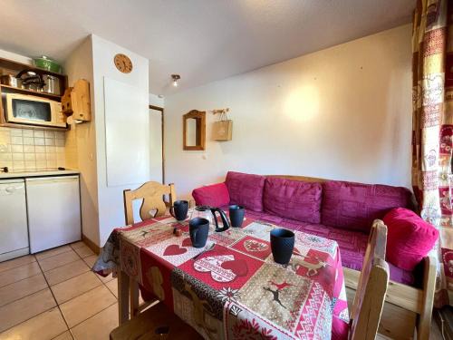 Flumet Apartamento | Appartement cosy au pied des pistes avec balcon - FR-1-505-220