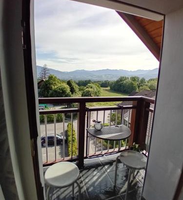 Pers-Jussy Apartamento | Appartement cosy calme et propre