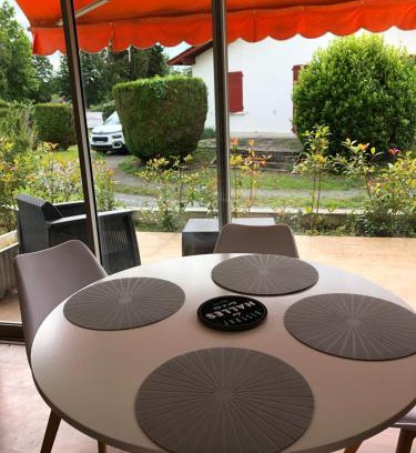 Cambo-les-Bains Apartamento | Appartement cosy, en rez de chaussée, en plein centre de CAmbo les Bains