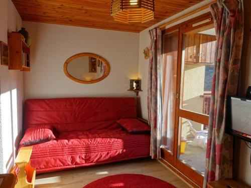 Areches Apartamento | Appartement cosy pour 4-5 personnes, centre village, proche pistes, ascenseur, bien équipé - FR-1-342-163