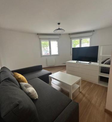 Rosny-sous-Bois Apartamento | Appartement cosy, proche Paris