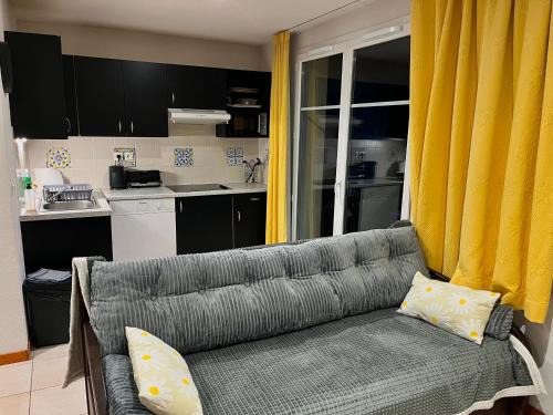 Levernois Apartamento | Appartement détente, piscine - sauna - vue sur le golf