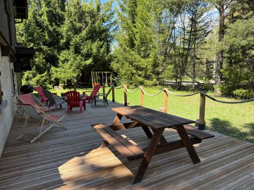 Barcelonnette Apartamento | Appartement dans Chalet avec Jardin