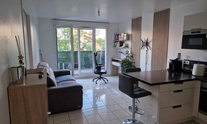 Le Bourget Apartamento | Appartement de Standing +parking