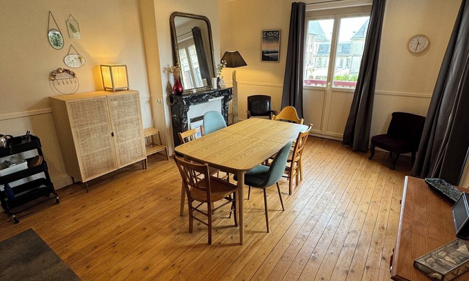 Hermanville-sur-Mer Apartamento | Appartement de Villa Historique - 50m de la Plage