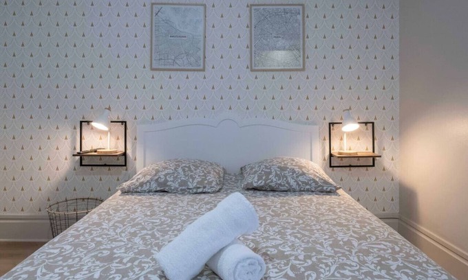 Gannat Apartamento | Appartement design en centre-ville parking gratuit