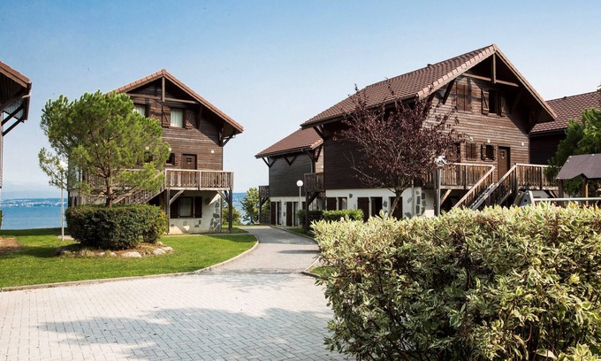 Evian-les-Bains Condominio | Apartamento Douillet + Vue sur Lac | Piscine couverte + Sauna