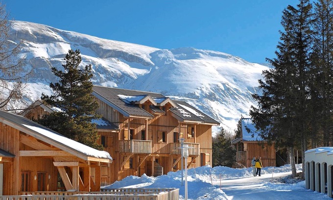 Saint-Etienne-en-Devoluy Condominio | Apartamento Duplex de Montagne à Seulement 200m des Pistes!
