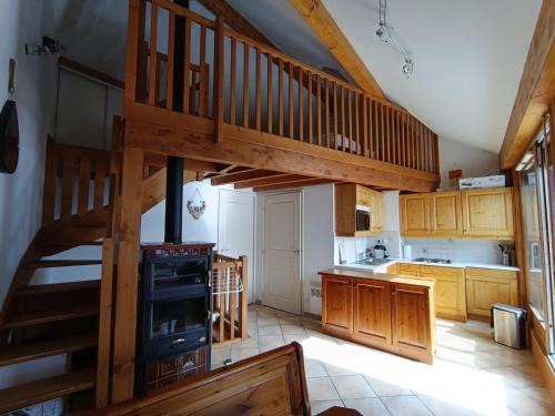 Montgenevre Apartamento | Appartement duplex pour 6 personnes avec terrasse à Montgenèvre - FR-1-445-164