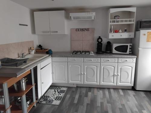 Mirecourt Apartamento | Appartement en duplex 1