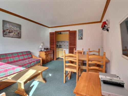 Meribel-Mottaret Apartamento | Appartement ensoleillé avec TV, proche pistes et commerces, Résidence Plein Soleil, Les Allues - FR-1-182-18