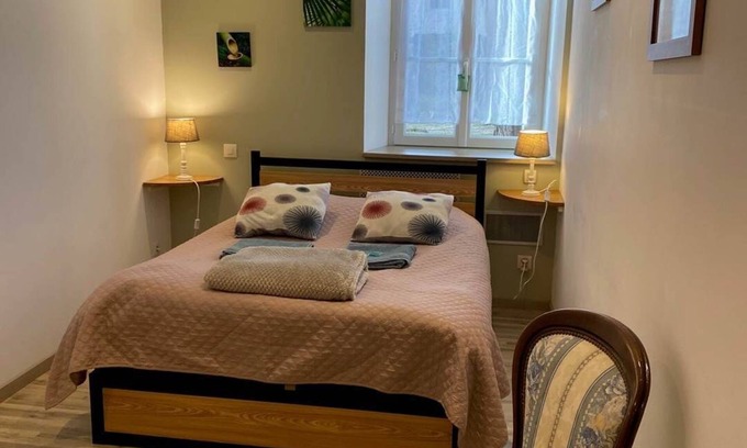 Bois Casa | Appartement etape - for tourists, curists or Pellerins