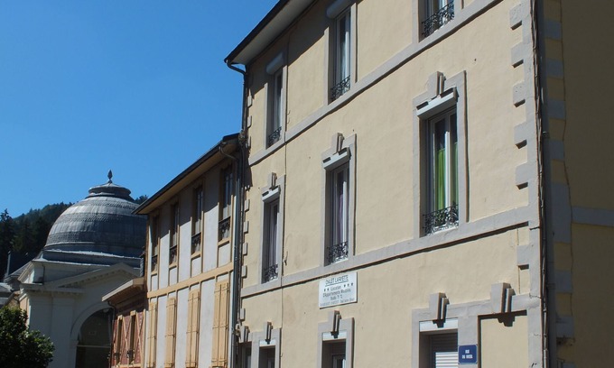 La Bourboule Apartamento | Appartement F1 Situé au 1er Étage, Proche des Thermes