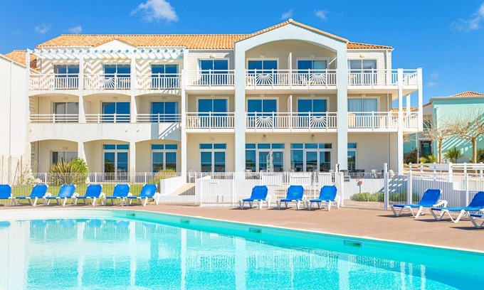 Chateau-d'Olonne Condominio | Apartamento familiar | Accès Piscine Extérieure!
