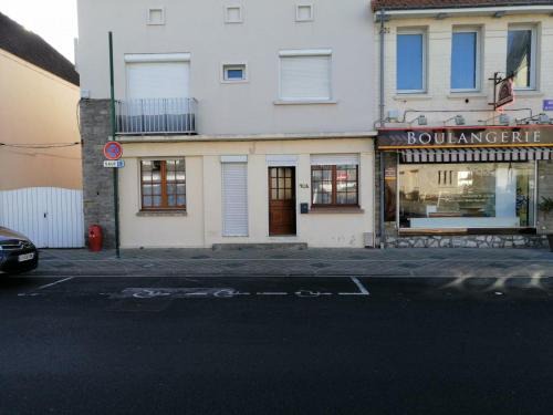 Merlimont-Plage Apartamento | Appartement Familial au RDC, Cour Sud, Parking, à 300m Plage - 2 Chambres, WiFi, Animaux OK - FR-1-376-107
