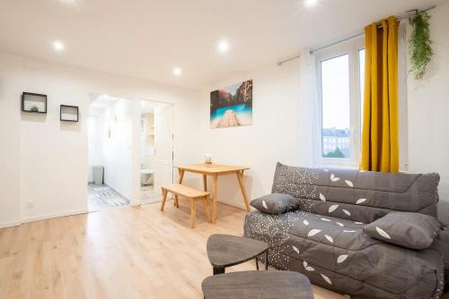 Charleville-Mezieres Apartamento | Appartement Chic - Parking Prive