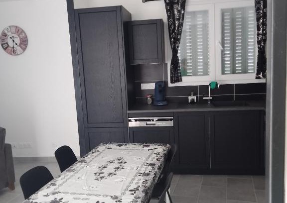 Perignat-les-Sarlieve Apartamento | appartement T2 neuf et design