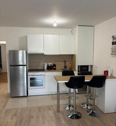 La Varenne Saint-Hilaire Apartamento | APPARTEMENT ST MAUR DES FOSSES proche quai de la Marne