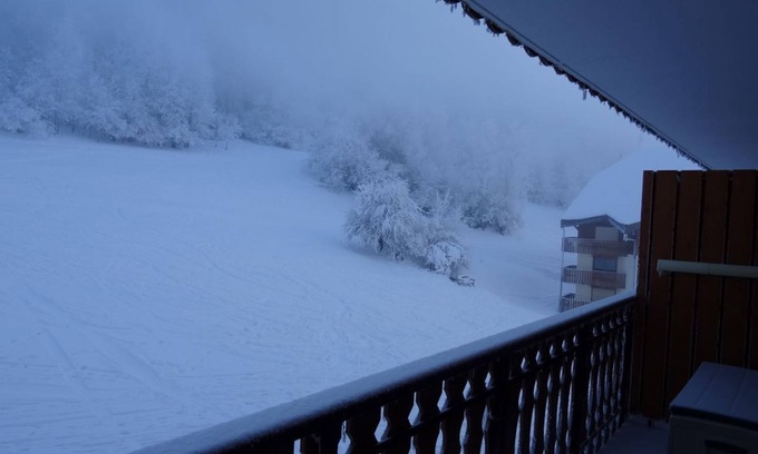 Thollon-les-Memises Apartamento | Appartement Chaleureux, Ambiance Montagne en Front de Neige