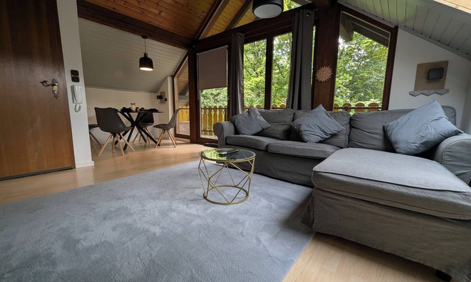 Oberursel Apartamento | Appartement Hohemark Naturnah