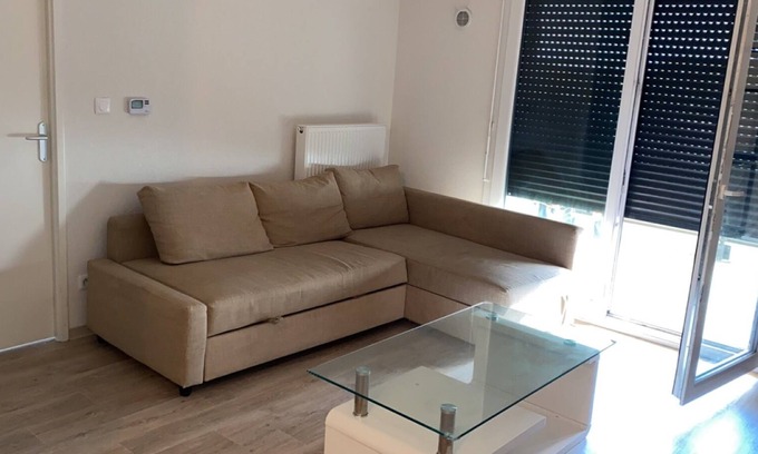 Castelnau-le-Lez Apartamento | Appartement Idéalement Situé à 2min à Pied de la Ligne de Tramway 2